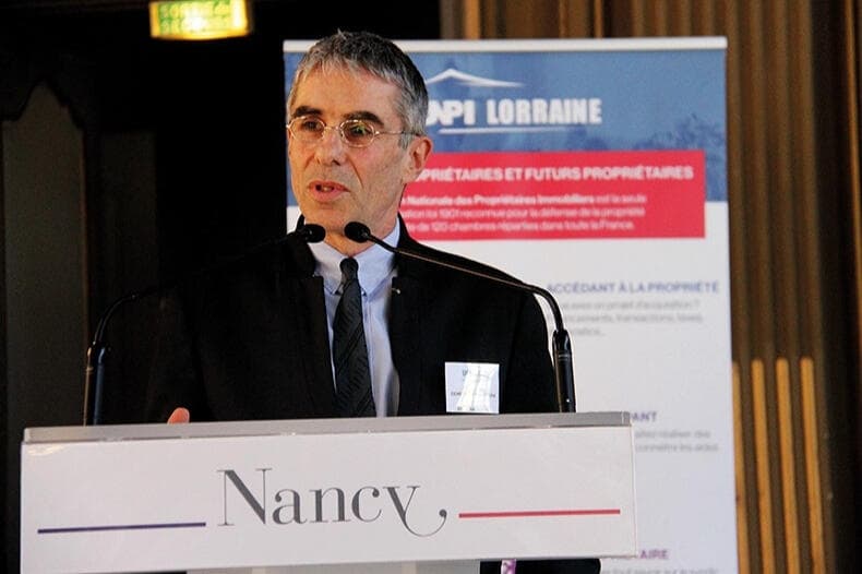 Christophe Demerson à la tribune, lors d'une intervention publique à Nancy